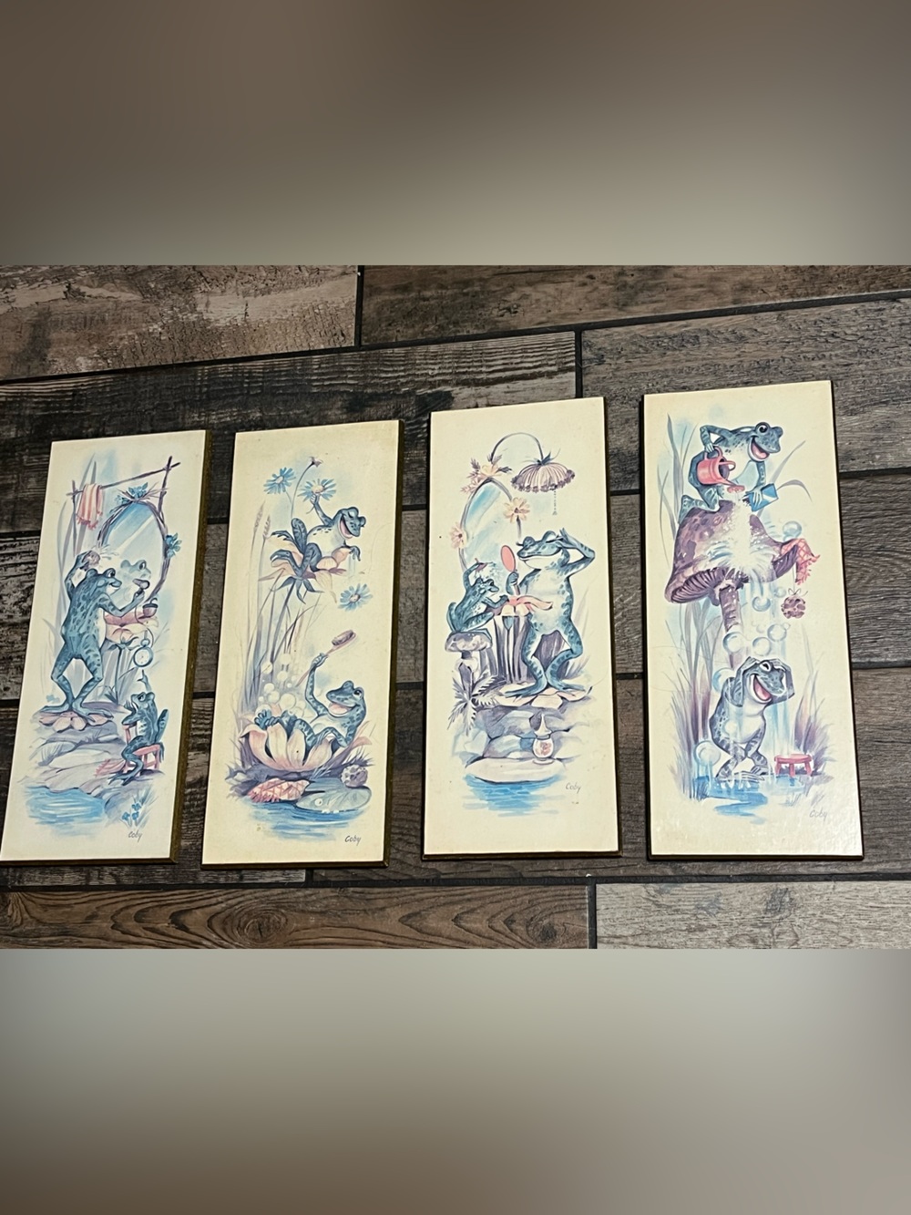 Vintage Frog Aquarium Art Panels - Blue & Pink Set of 4